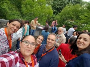 During a Comparte workshop break there is time for cuchicheo and a selfie. Miriam Lopez-Villegas is on the far right. (Photo: Meraris Carolina López Díaz, Central American University)